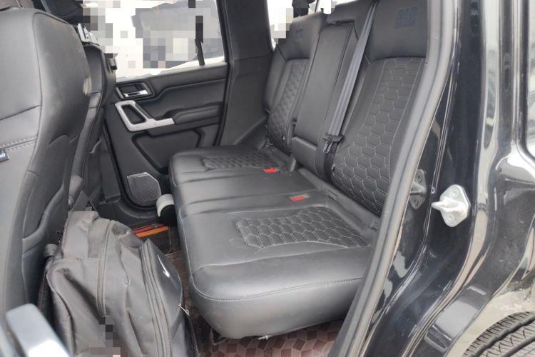Used 212 T01 2024 2.0T Explorer Left Rear Seat