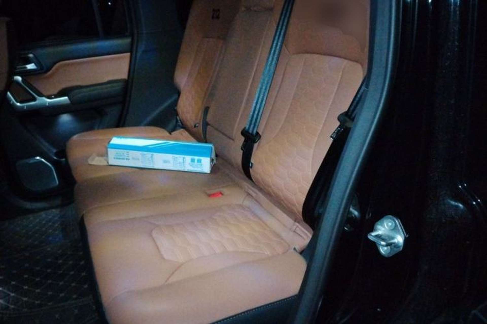 Used 212 T01 2024 2.0T Explorer Left Rear Seat