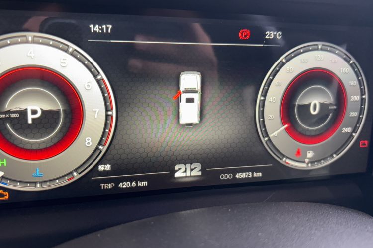 Used 212 T01 2024 2.0T Mechanic Odometer Close Up