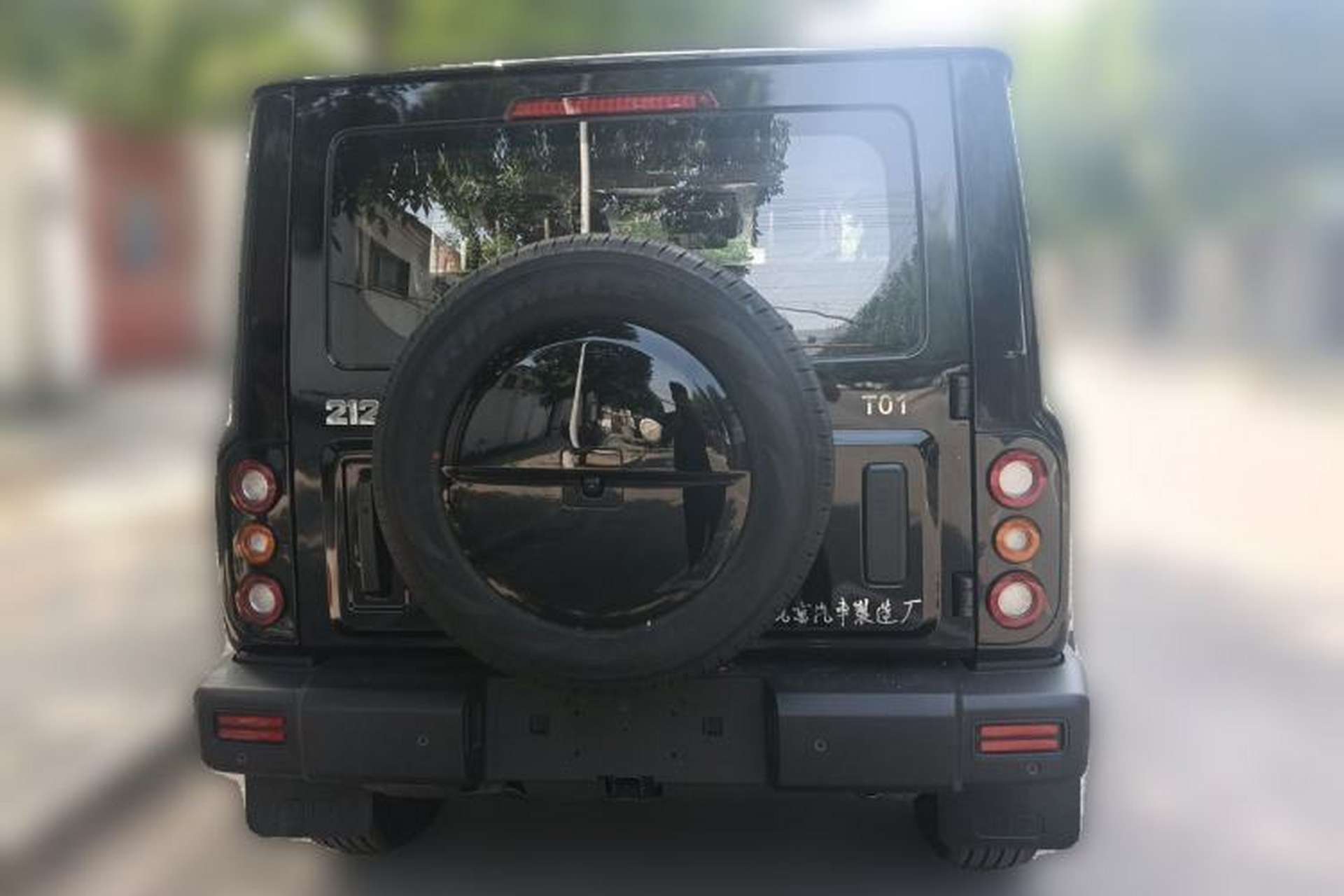 Used 212 T01 2024 2.0T Explorer Rear