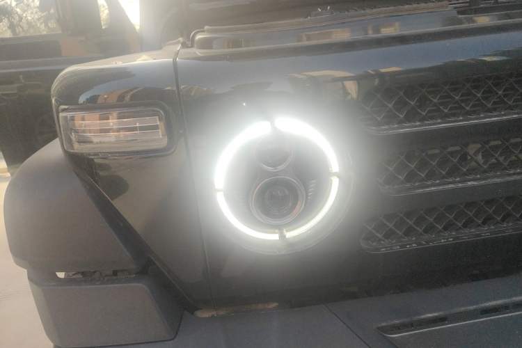 Used 212 T01 2024 2.0T Explorer Right Front Headlight