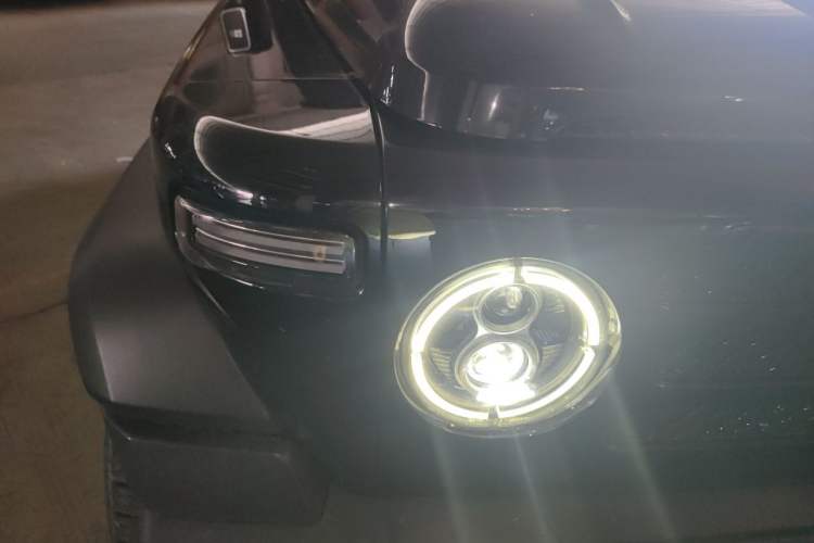 Used 212 T01 2024 2.0T Explorer Right Front Headlight