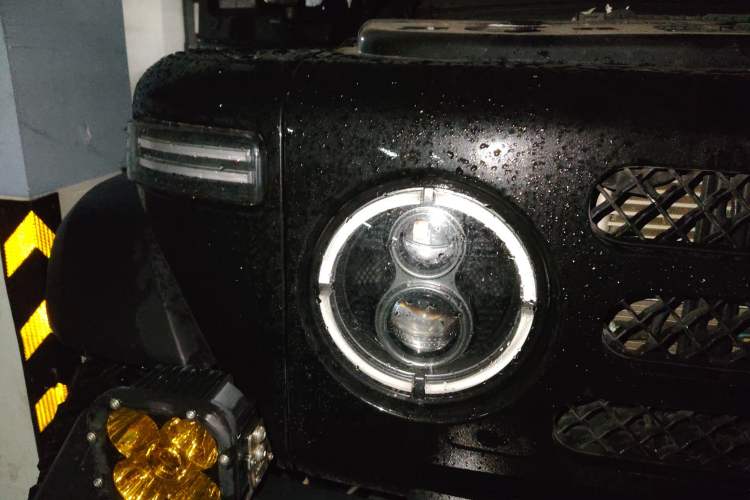 Used 212 T01 2024 2.0T Mechanic Right Front Headlight