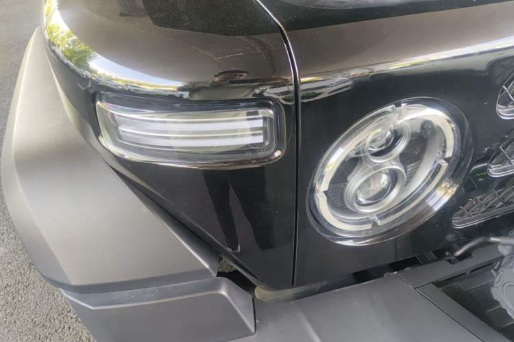 Used 212 T01 2024 2.0T Explorer Right Front Headlight