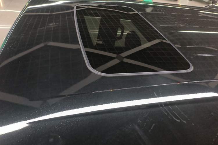 Used 212 T01 2024 2.0T Explorer Roof