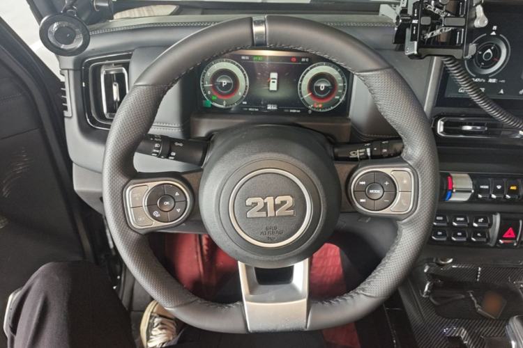 Used 212 T01 2024 2.0T Mechanic Steering Wheel