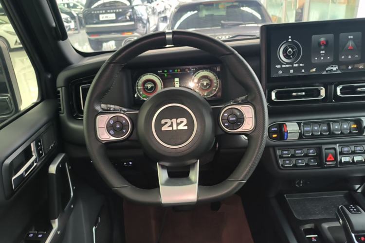 Used 212 T01 2024 2.0T Explorer Steering Wheel