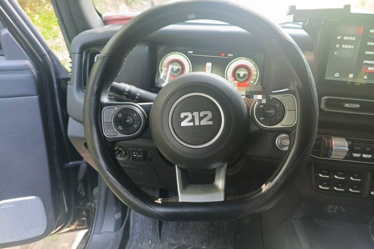 Used 212 T01 2024 2.0T Explorer Steering Wheel