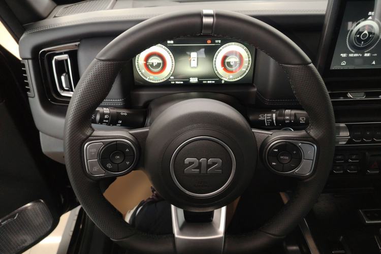 Used 212 T01 2024 2.0T Mechanic Steering Wheel