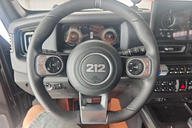 Used 212 T01 2024 2.0T Mechanic Steering Wheel