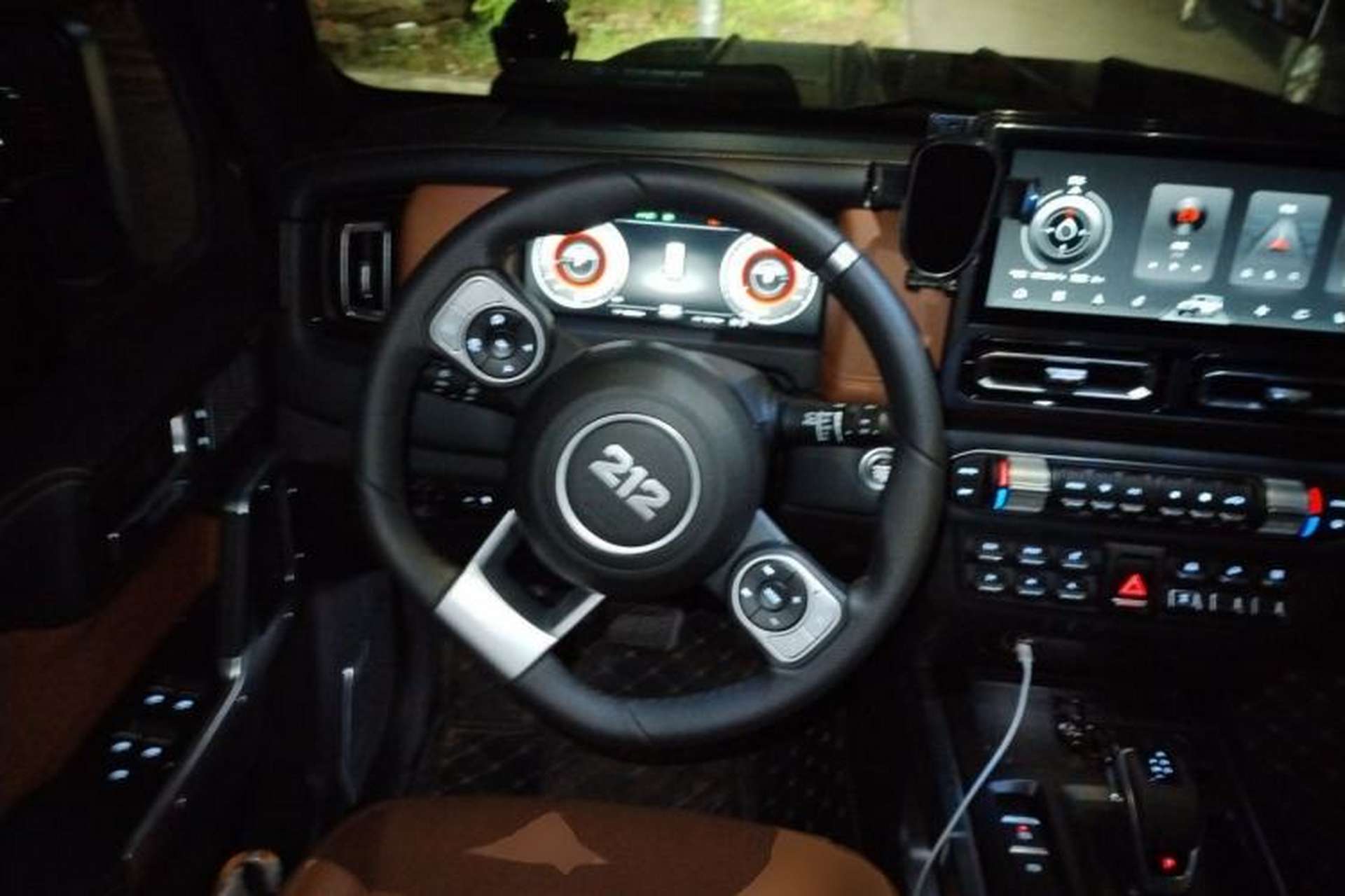 Used 212 T01 2024 2.0T Explorer Steering Wheel