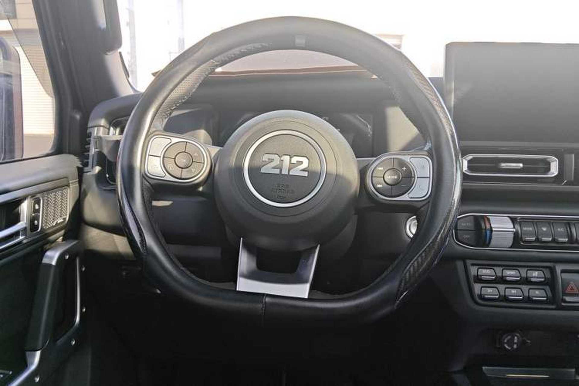 Used 212 T01 2024 2.0T Mechanic Steering Wheel