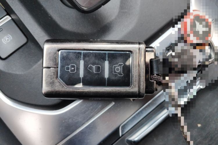Used 212 T01 2024 2.0T Explorer Vehicle Key