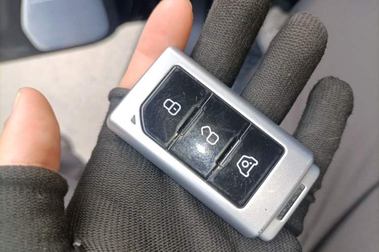 Used 212 T01 2024 2.0T Mechanic Vehicle Key