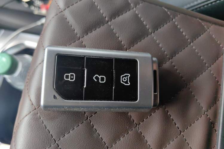 Used 212 T01 2024 2.0T Mechanic Vehicle Key