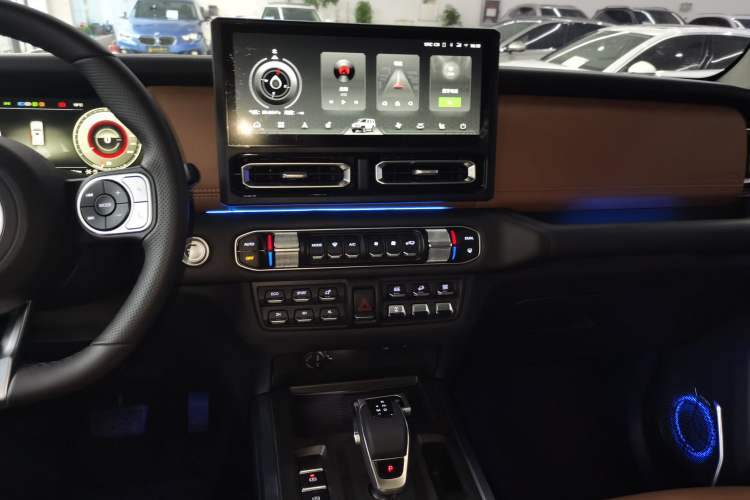 Used 212 T01 2024 2.0T Explorer Audio And AC Panel