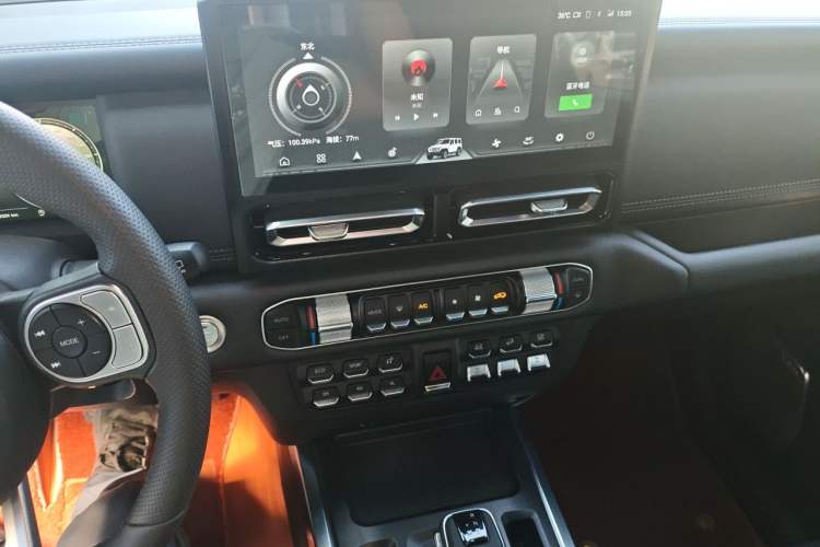 Used 212 T01 2024 2.0T Explorer Audio And AC Panel