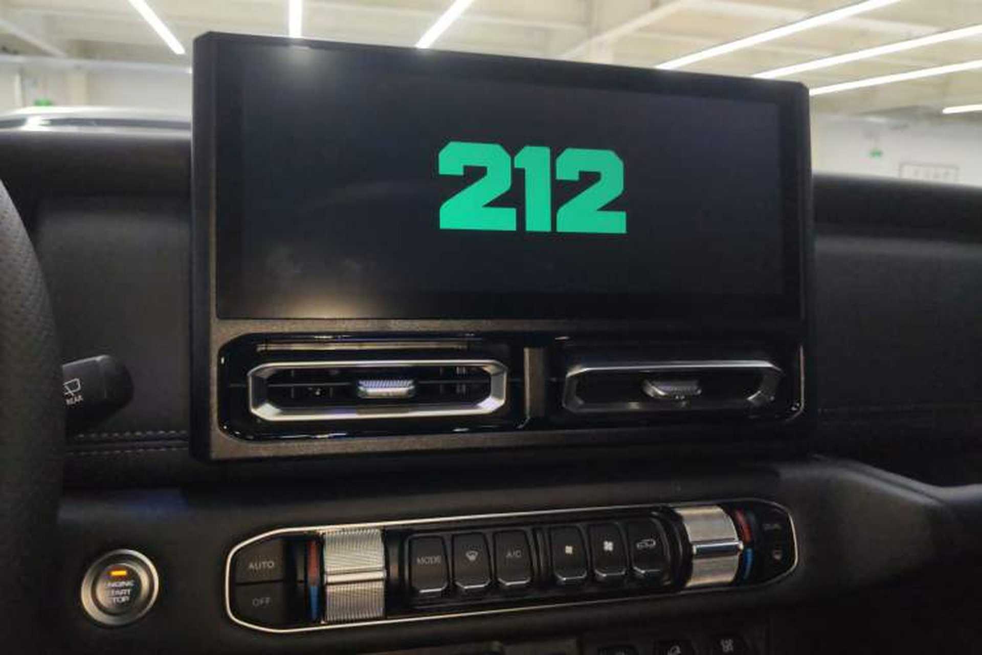 Used 212 T01 2024 2.0T Explorer Audio And AC Panel