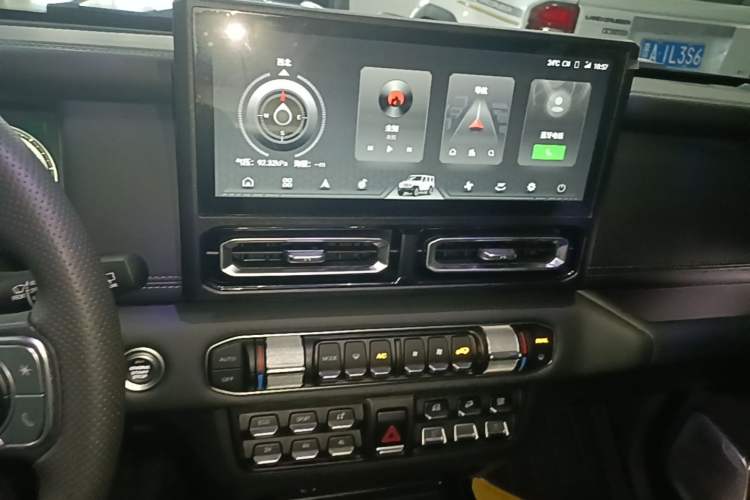 Used 212 T01 2024 2.0T Explorer Audio And AC Panel