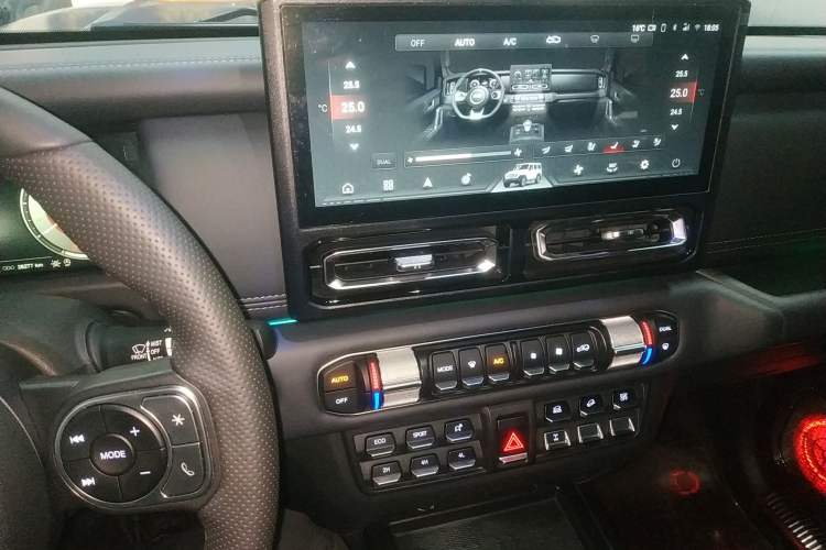Used 212 T01 2024 2.0T Explorer Audio And AC Panel