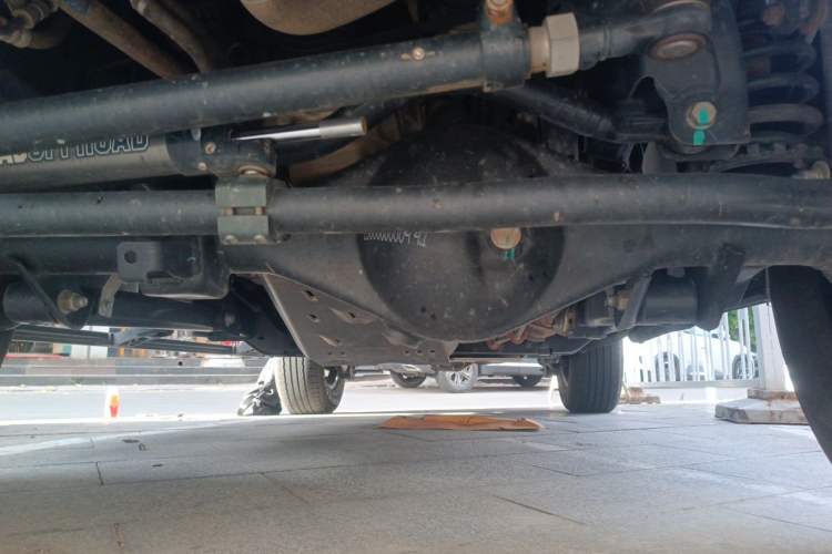 Used 212 T01 2024 2.0T Explorer Chassis Front