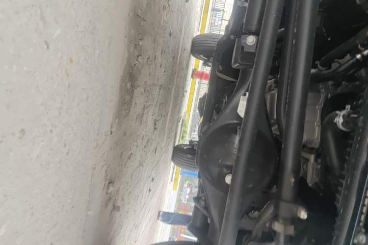 Used 212 T01 2024 2.0T Mechanic Chassis Front