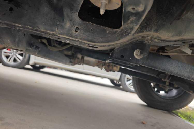 Used 212 T01 2024 2.0T Explorer Chassis Front Right