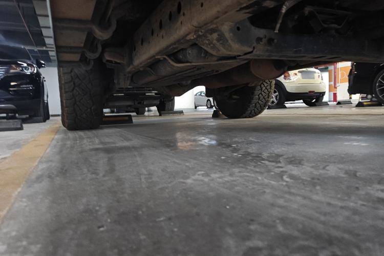 Used 212 T01 2024 2.0T Mechanic Chassis Front Right