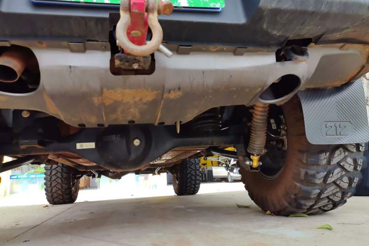 Used 212 T01 2024 2.0T Mechanic Chassis Rear