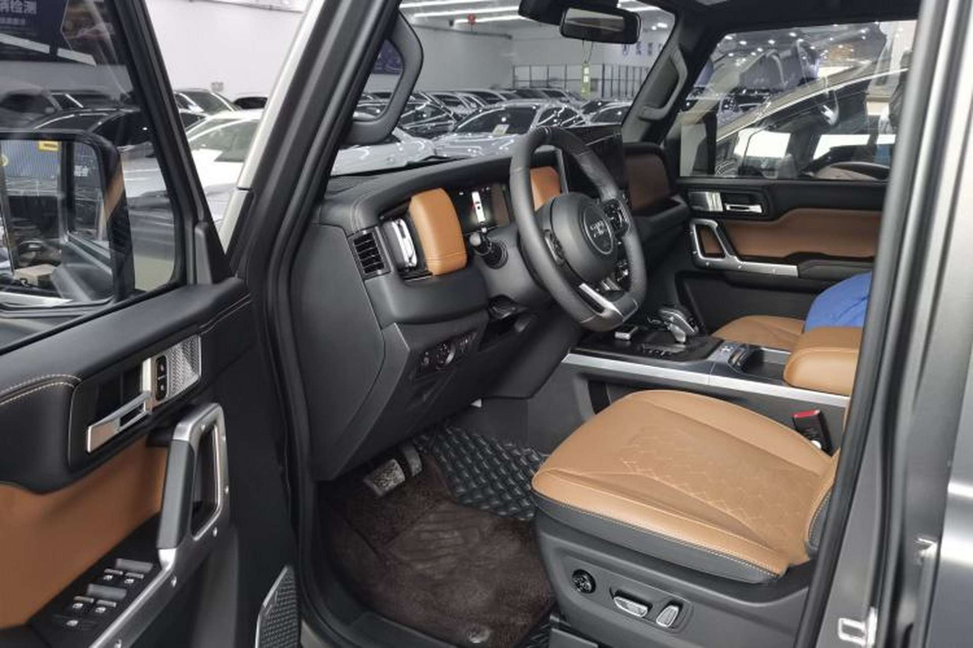 Used 212 T01 2024 2.0T Explorer Driver Seat