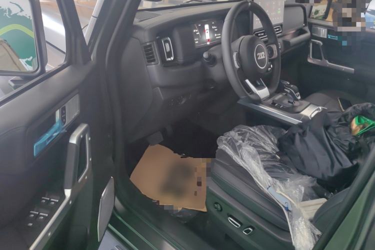 Used 212 T01 2024 2.0T Mechanic Driver Seat