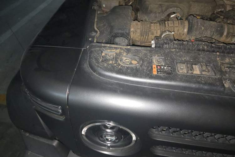 Used 212 T01 2024 2.0T Explorer Engine Bay Right