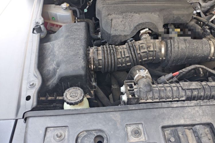 Used 212 T01 2024 2.0T Explorer Engine Bay Right