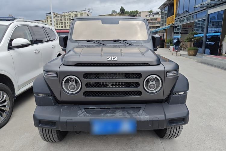 Used 212 T01 2024 2.0T Mechanic Exterior 1