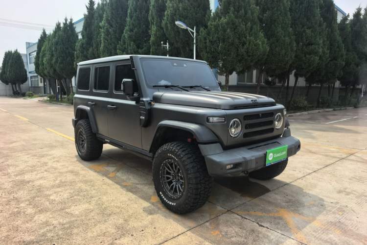 Used 212 T01 2024 2.0T Explorer Exterior 4