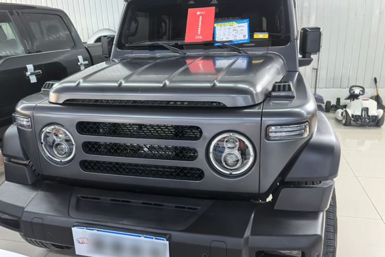 Used 212 T01 2024 2.0T Explorer Exterior 5