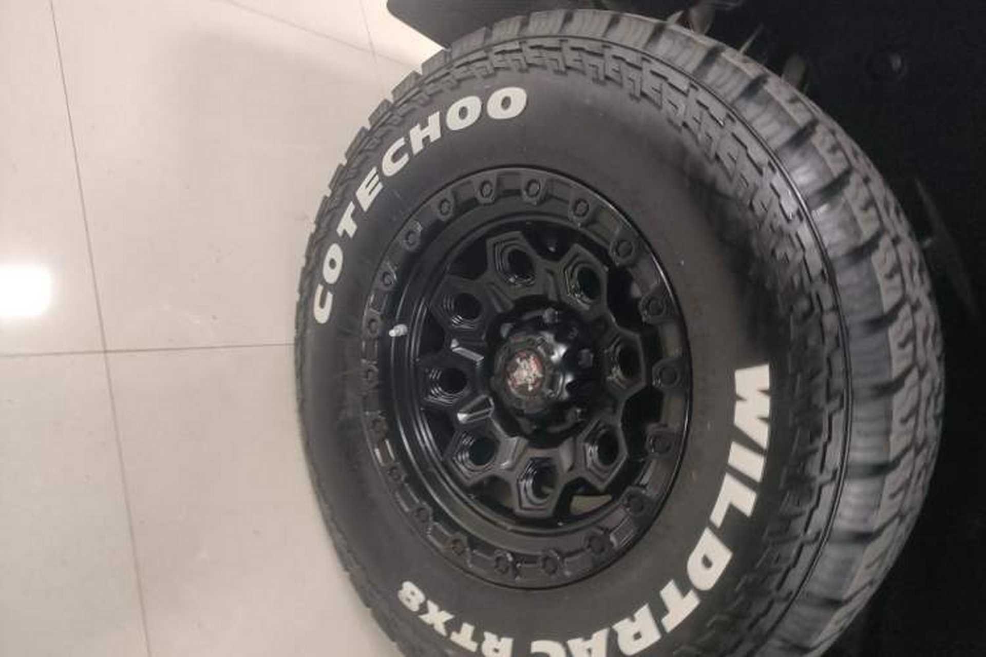 Used 212 T01 2024 2.0T Explorer Exterior 8