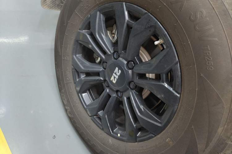 Used 212 T01 2024 2.0T Mechanic Exterior 8