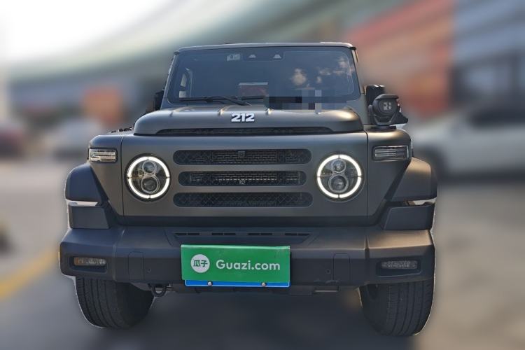 Used 212 T01 2024 2.0T Explorer Front