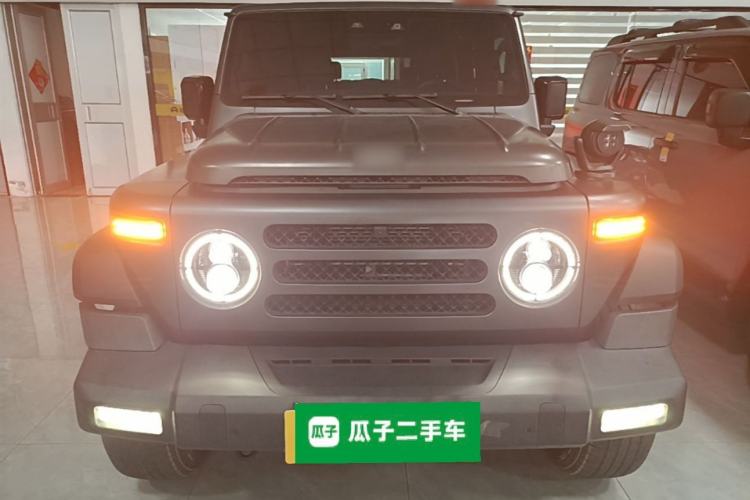 Used 212 T01 2024 2.0T Explorer Front