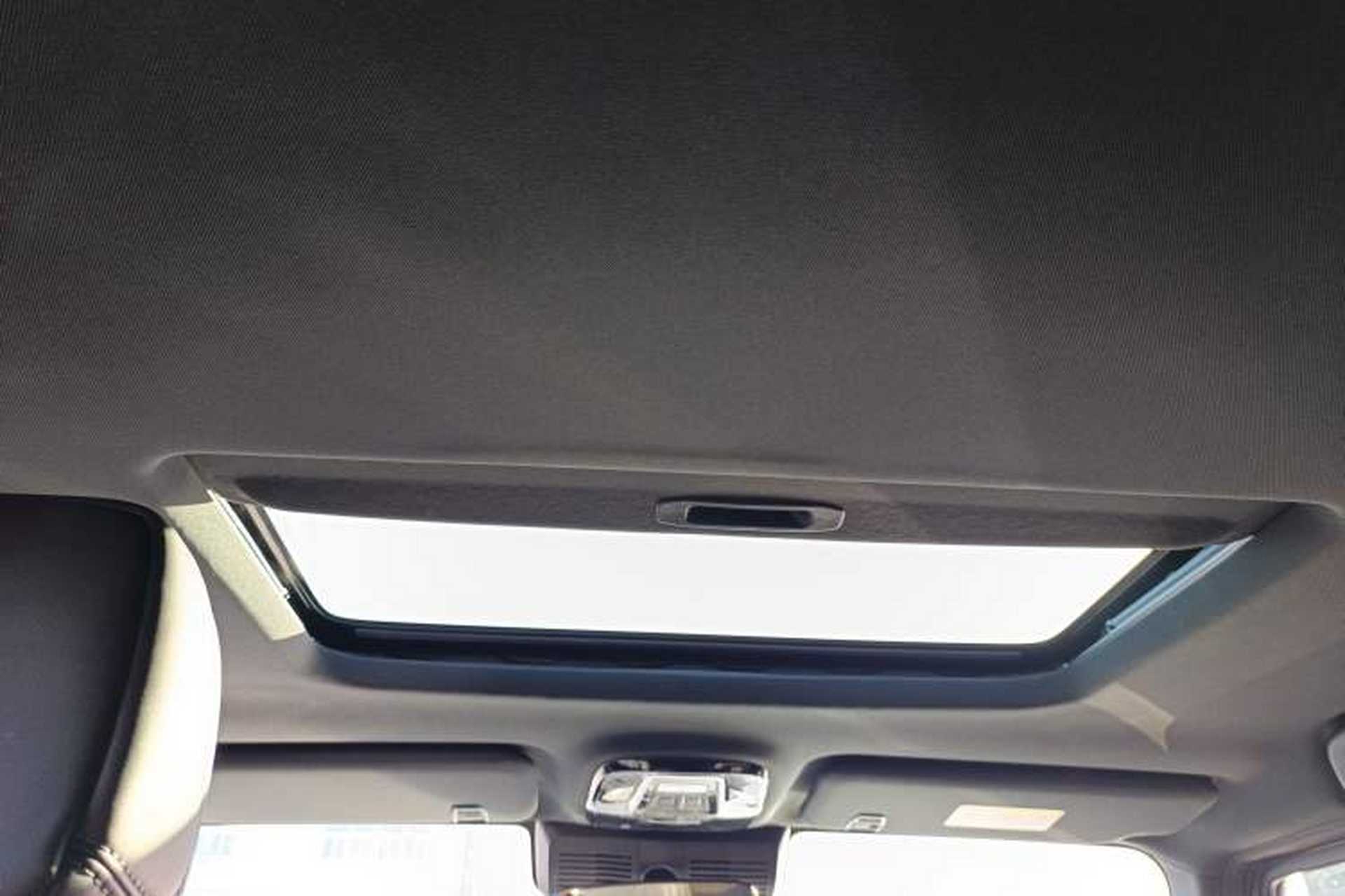 Used 212 T01 2024 2.0T Explorer Headliner