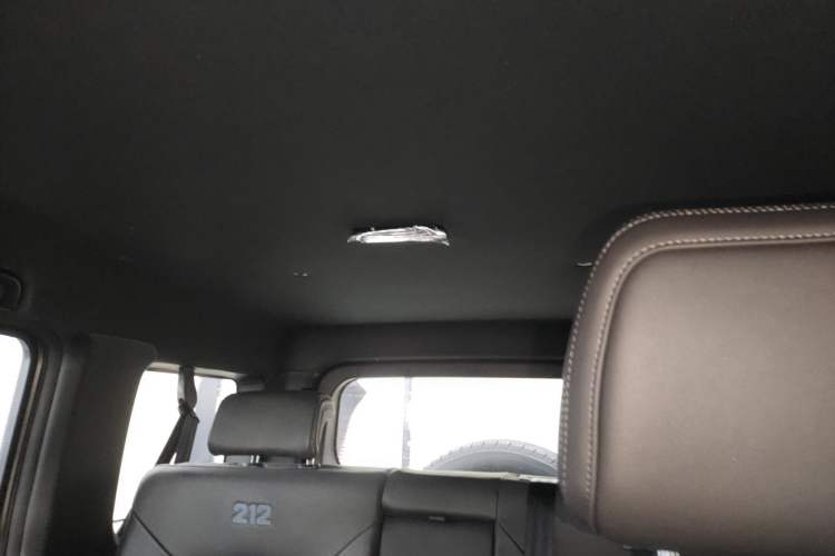 Used 212 T01 2024 2.0T Mechanic Headliner