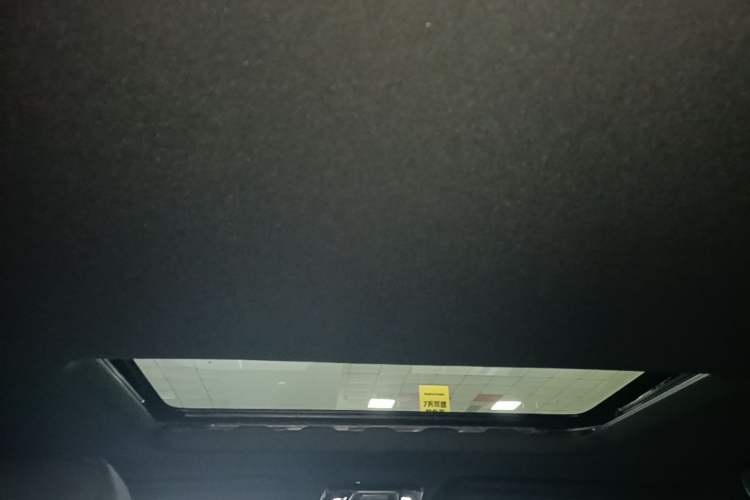 Used 212 T01 2024 2.0T Explorer Headliner