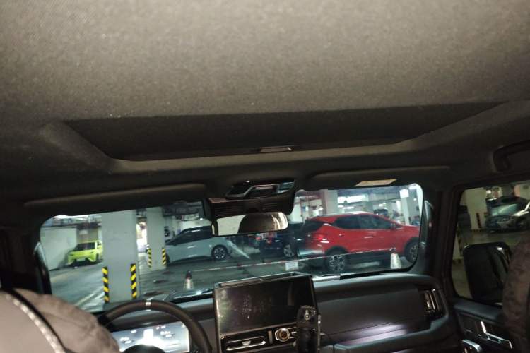 Used 212 T01 2024 2.0T Explorer Headliner