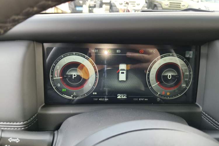 Used 212 T01 2024 2.0T Explorer Instrument Cluster