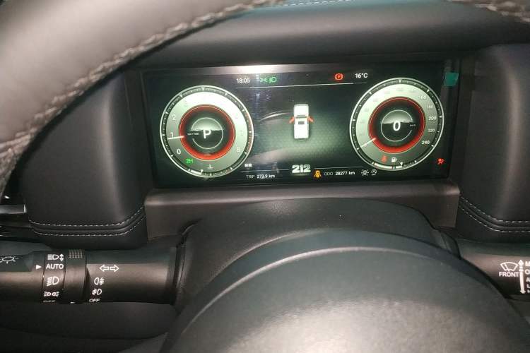 Used 212 T01 2024 2.0T Explorer Instrument Cluster