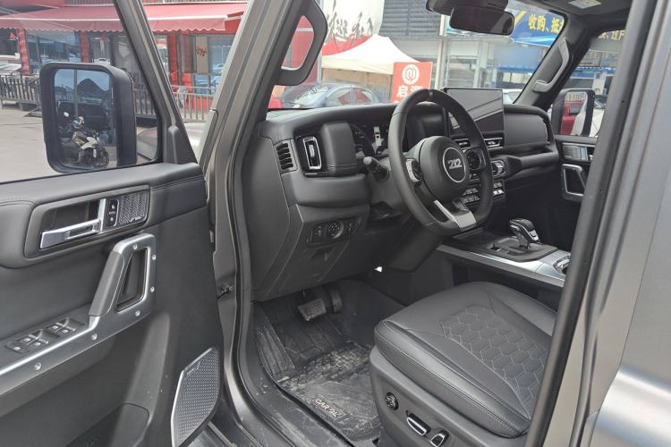 Used 212 T01 2024 2.0T Mechanic Interior 2
