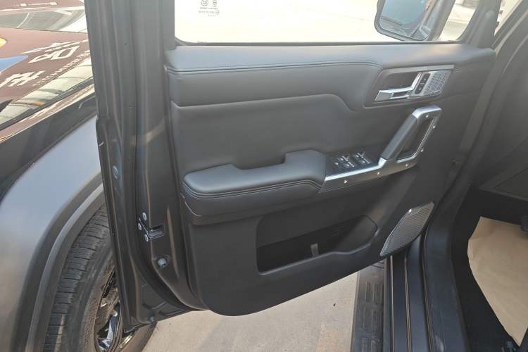 Used 212 T01 2024 2.0T Mechanic Interior 7