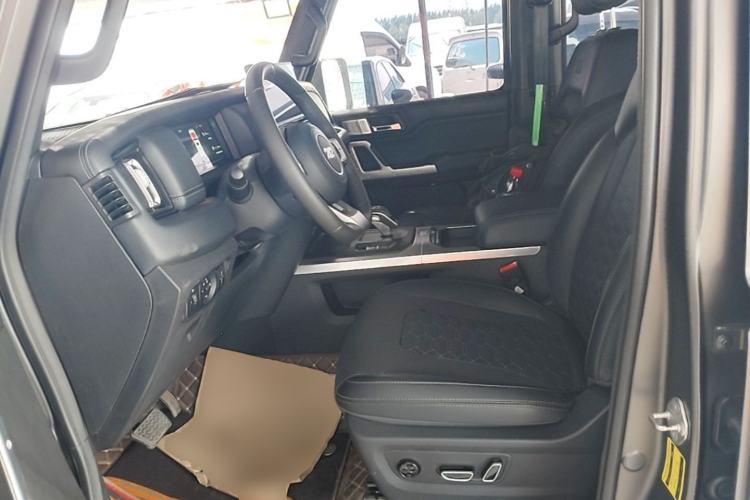 Used 212 T01 2024 2.0T Mechanic Left Front Seat