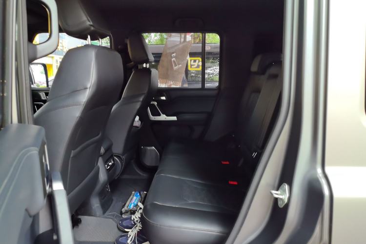 Used 212 T01 2024 2.0T Mechanic Left Rear Seat